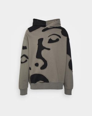 Custom man’s hoodie