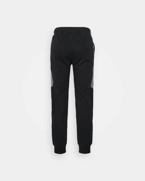 Champion man’s pants